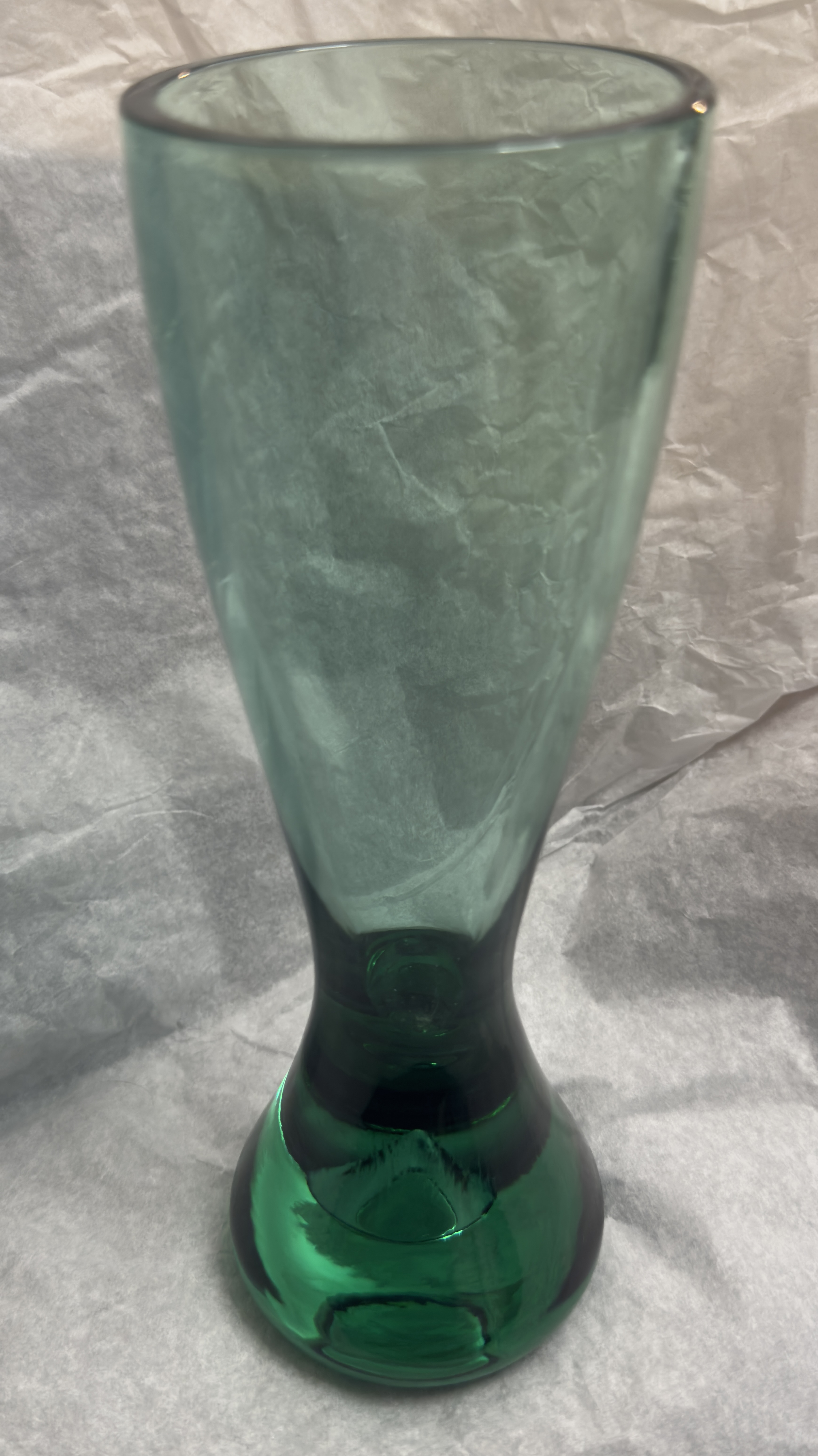 Teardrop vase